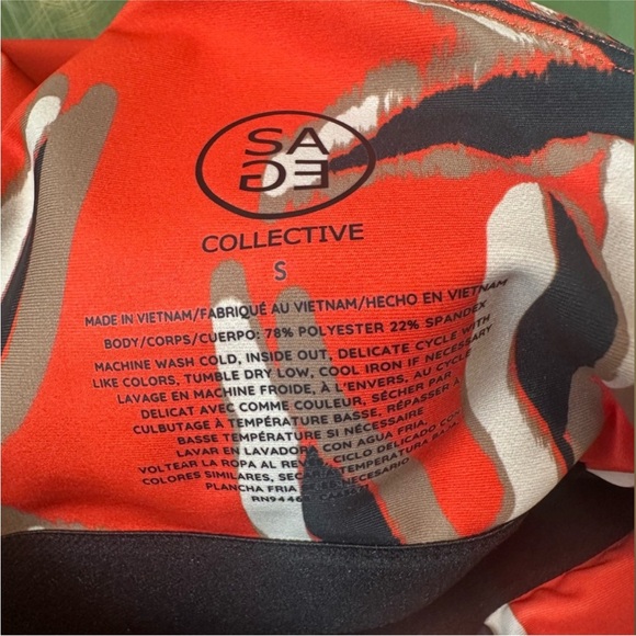 NWT Sage Collective 2 piece biker short set, Size small - Picture 4 of 10